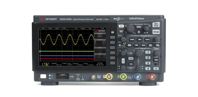 DSOX1204G Oscilloscope: 70/100/200 MHz, 4 Analog Channels, with WaveGen
